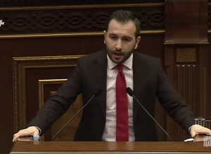 «Наши охранники не ломают ноги тем, кто нас бьет, потому что мы полагались на вас в нашей защите»