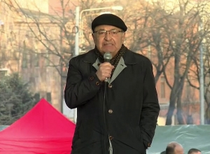 Идите, перекройте входы в НС, парни, вперёд: Манукян – участникам митинга