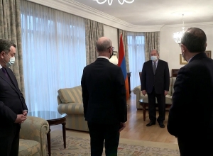 Новоназначенный посол Королевства Дания в Армении вручил верительные грамоты Президенту Саркисяну