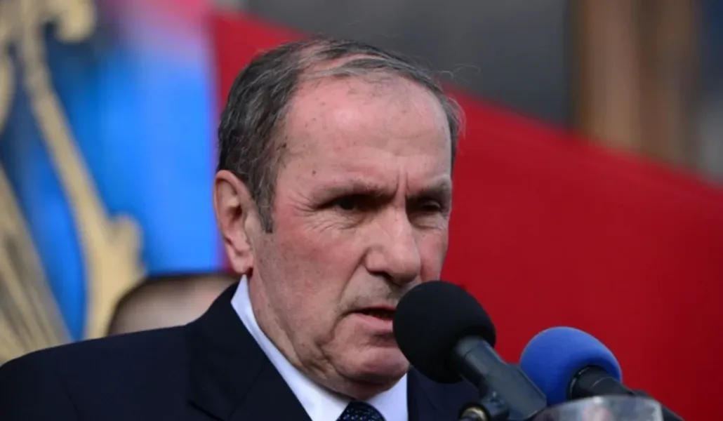 Լեւոն Տեր-Պետրոսյան