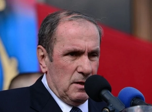 Լևոն Տեր-Պետրոսյանն այցելել է «Բեսթ լայֆ» բժշկական կենտրոն՝ պլանային հետազոտության