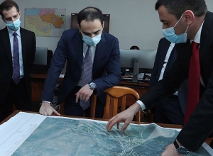 Тигран Авинян с рабочим визитом посетил сервисные центры Комитета кадастра