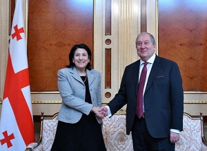 Армен Саркисян поздравил президента Грузии Саломе  Зурабишвили