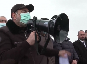 Ես նմա՞ն եմ մարդու, ով կարող է փախչել. Նիկոլ Փաշինյանը հակադարձեց Լևոն Տեր- Պետրոսյանին