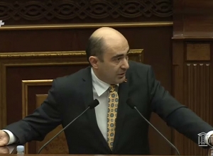 Բամբասանքների մակարդակի հայտարարություններն այստեղ մի հնչեցրեք խնդրում եմ․ Վարդանյանը՝ Մարուքյանին