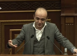 Делая заявления, будьте осторожны, вы не представляете, что такое правосудие: Тарон Симонян