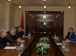 Արցախի Հանրապետության  Ազգային ժողովի խմբակցությունները հանդիպել են Արցախի  ՄԻՊ թեկնածուի հետ