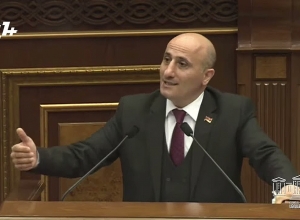 То, чем мы заняты, это - позор этого Парламента и Вашей власти: Бабаджанян