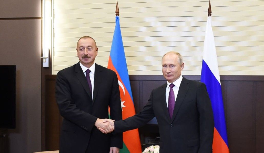 458EC853-1C99-40E2-A865-6920EEE5AD75_w1200_r1