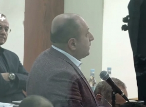 Вы не можете заявить: здесь кто-то обвиняется по статье 300.1, над Вами будут смеяться: Алумян - судье