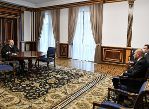 Армен Саркисян принял председателя Центрального банка РА