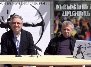 Ազգային-ժողովրդավարական բևեռի անդամներ Արմենակ Կյուրեղյանի և Եղիշե Պետրոսյանի ասուլիսը․ ՈՒՂԻՂ