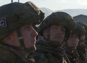 Խաղաղապահները Լաչինի միջանցքում շարունակում են ապահովել քաղաքացիների անվտանգ երթևեկությունը