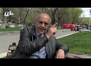 Пашинян должен был взять стул, ждать в коридорах Кремля, пока выйдет Путин, сказать: дорогой Путин, решай вопрос: Ара Симонян