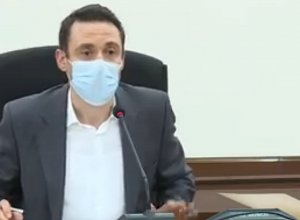 «Всё, подписано»: мэр подписал договор на закупку новых автобусов