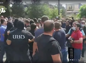 Քաշքշուկ և հրմշտոց Սյունիքում՝ Փաշինյանի այցի ժամանակ