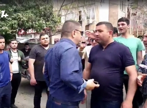 Վեճ և քաշքշուկ Փաշինյանի աջակիցների և ընդդիմադիրների միջև