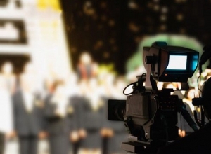 Լegislative challenges to Media