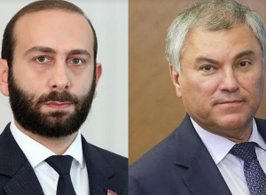 RA NA Speaker Has a Telephone Talk with Speaker of RF FA State Duma