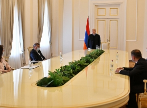 Церемония приведения к присяге судьи в президентской резиденции