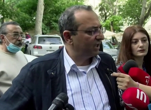 ՀՅԴ-ի ակցիան դատախազության մոտ․  ՈՒՂԻՂ