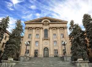 Вопрос избрания премьер-министра будет обсуждаться 10 мая