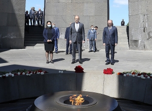 Sergey Lavrov pays tribute to the memory of the Holy Martyrs