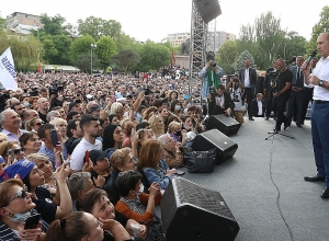 Շնորհակալություն ձեզ, ձեր ցավը տանեմ․ Քոչարյանի ելույթը հանրահավաքի ժամանակ