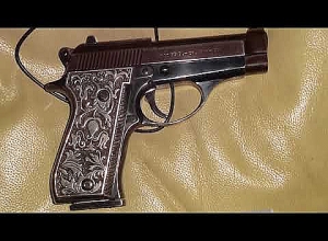 Ոստիկանության ծառայողները Ձորաղբյուրի առանձնատներից մեկում հրազեն են հայտնաբերել