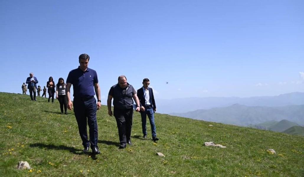 186193427_855491095050097_35108291642657378_n