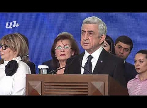 Անցյալին վերադարձ չի լինելու․ Սերժ Սարգսյանը խոստանում է կասեցնել երկրի անկումը