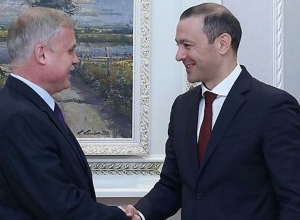 Генсек СБ Григорян проинформировал Станислава Зася о текущей фактической ситуации на армяно-азербайджанской границе