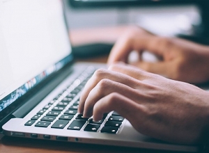 Համակարգչային տեխնիկայի օգտագործմամբ տարբեր չափերի գումարներ է հափշտակել