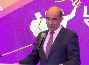 Չի կարող լինել իրավիճակ, որ ինքնաձիգը մեր գլխին դնեն և ասեն՝ եկեք քննարկենք՝ ով որտեղ է կանգնելու․Մարուքյանը Սյունիքի և Գեղարքունիքի մասին