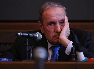 Левон Тер-Петросян проходит плановое медицинское обследование в кардиологической клинике «Best Life»