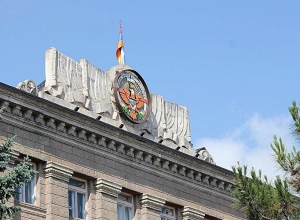 В Аппарат президента Арцаха поступило 334 звонка