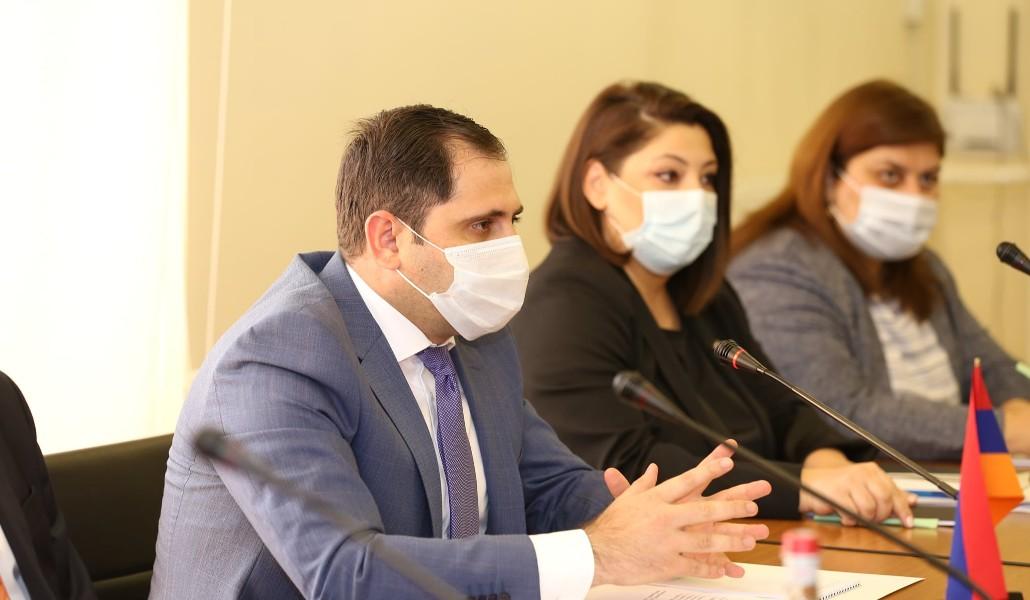 189325148_1564314460444083_414254449540332613_n