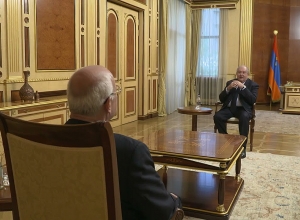 Президент Армен Саркисян принял председателя ВАБС Перча Седракяна