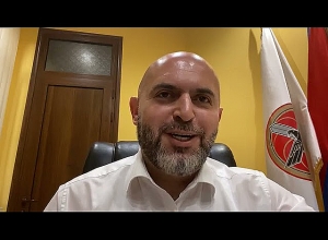 Почему Ашотяна нет в списке «Честь имею»?