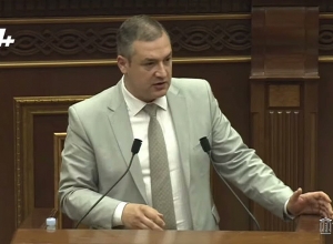 Հասարակությունը թմրամիջոցի ազդեցության տակ է, հիմա էլ խոտ ու բույս եք ուզում օրինականացնել որ ի՞նչ