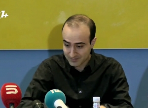 Пресс-конференция заместителя директора H2 Левона Султаняна и представляющего интересы телекомпании адвоката Бабаяна