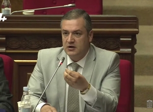 Кто ответит за состояние останков? Уриханян – заместителю министра