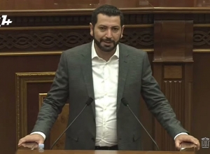 Крысы ничего не могут сделать за моей спиной: если вам есть что сказать – приходите прямо на публичные дебаты