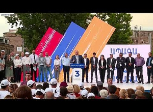 Ты – известный генерал, мужчина, приди, скажи, что это был ты: губернатор Арагацотна