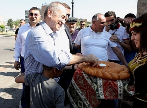 В городе Гавар проходит встреча лидеров блока «Армения» с избирателями