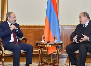 Армен Саркисян поздравил Никола Пашиняна