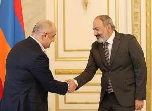 Նիկոլ Փաշինյանը հանդիպել է Սամվել Բաբայանի հետ