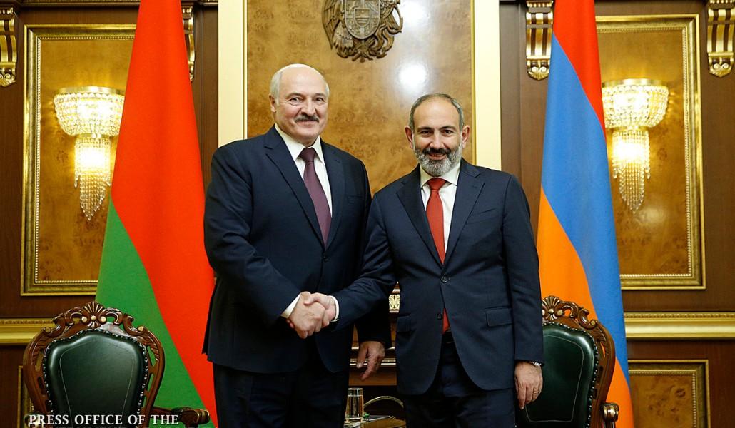 Փաշինյան Լուկաշենկո