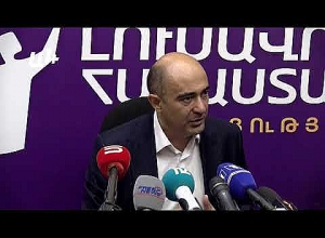 Пашиняна обвиняли в поражении в войне, но его избрали, чтобы не пришли бывшие