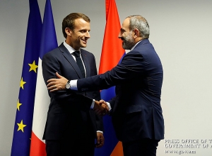 Эмануэль Макрон поздравил Никола Пашиняна